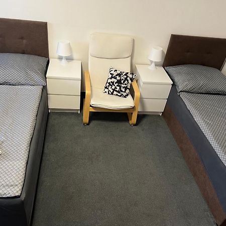 Pension Hajek Прага Экстерьер фото