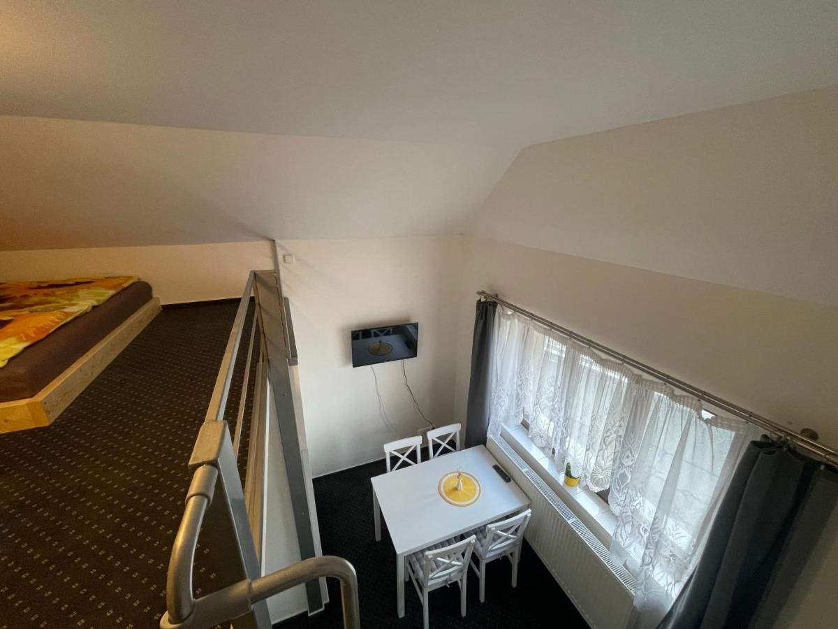 Pension Hajek Прага Экстерьер фото