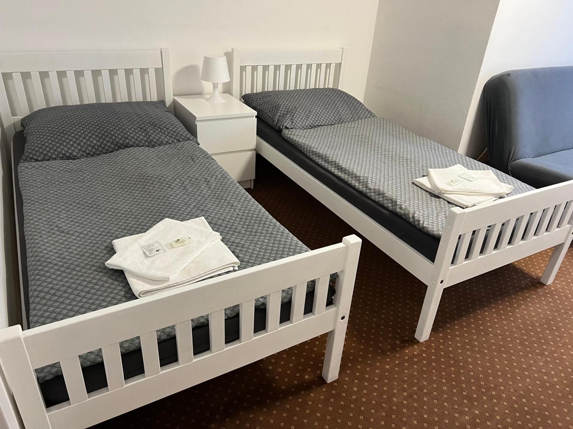 Pension Hajek Прага Экстерьер фото